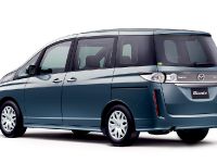 Mazda Biante Minivan (2008) - picture 7 of 12