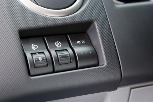 Mazda BT-50 (2008) - picture 16 of 18