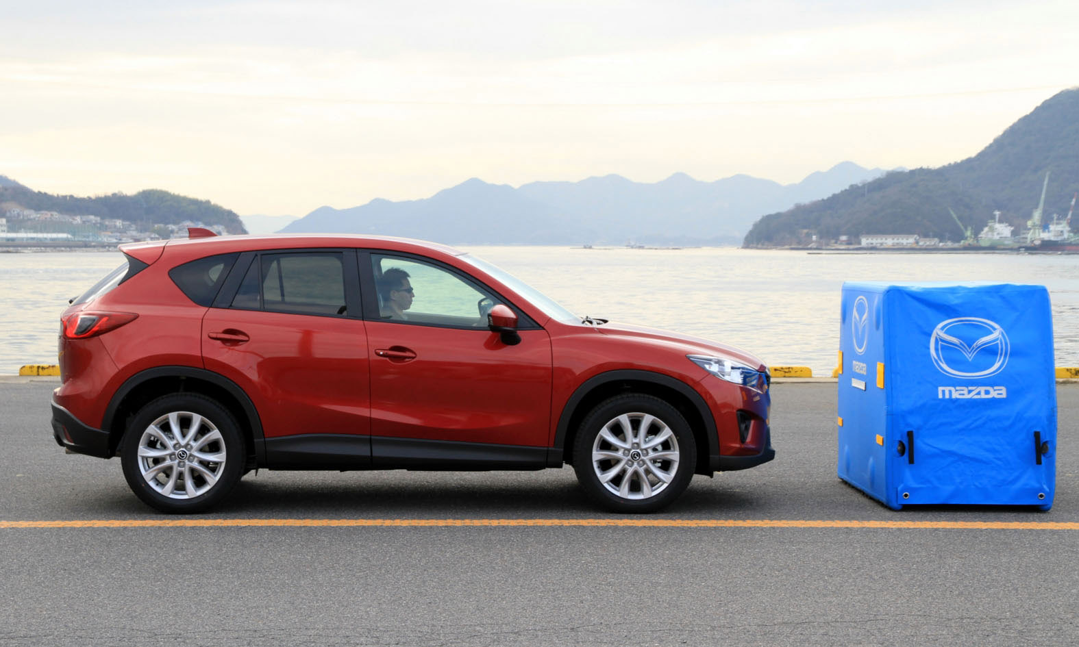 Mazda CX-5 with Smart City Brake Support