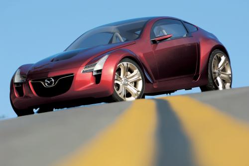 Mazda Kabura (2006) - picture 1 of 16