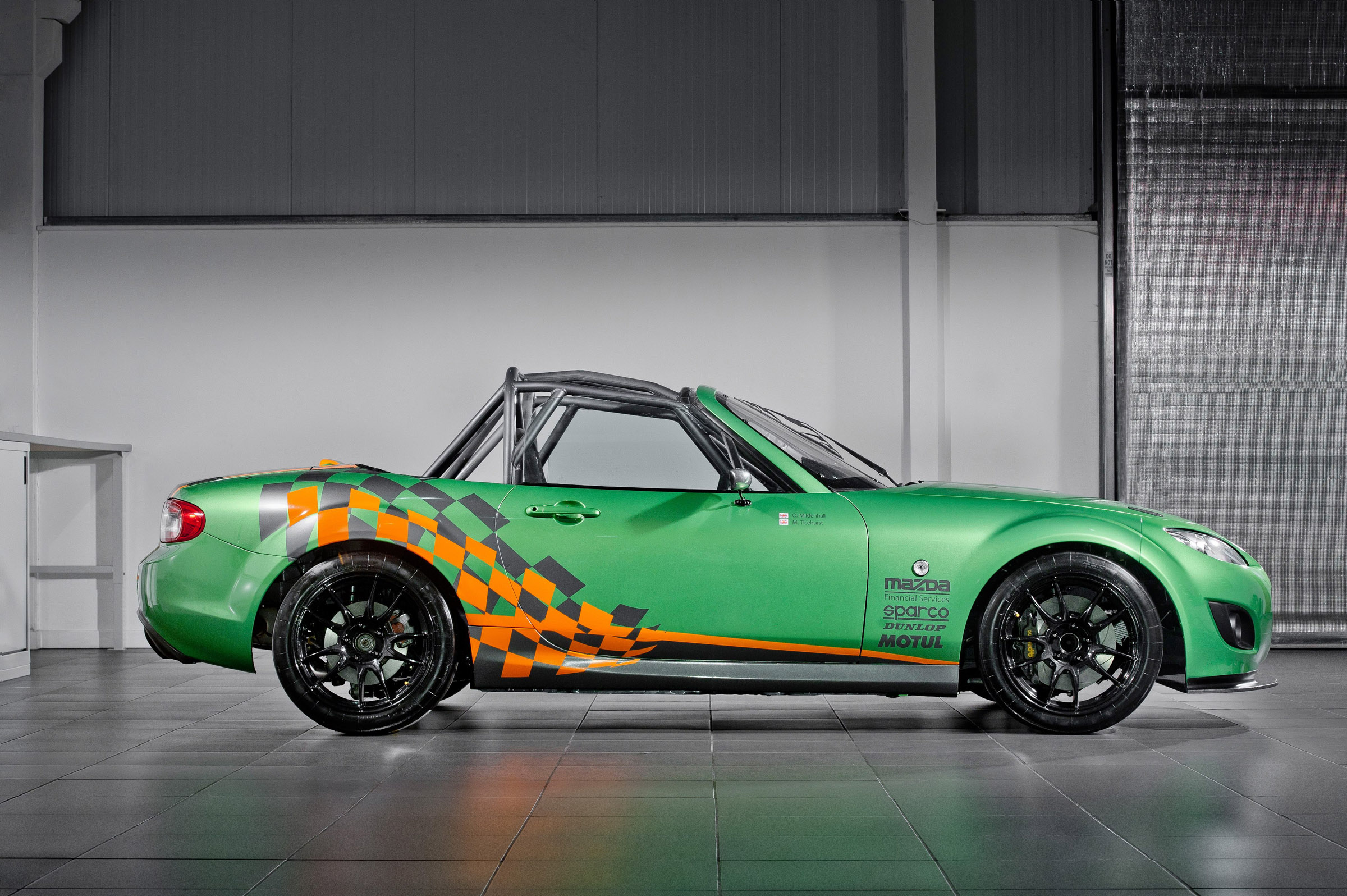 Mazda MX-5 GT Race Car