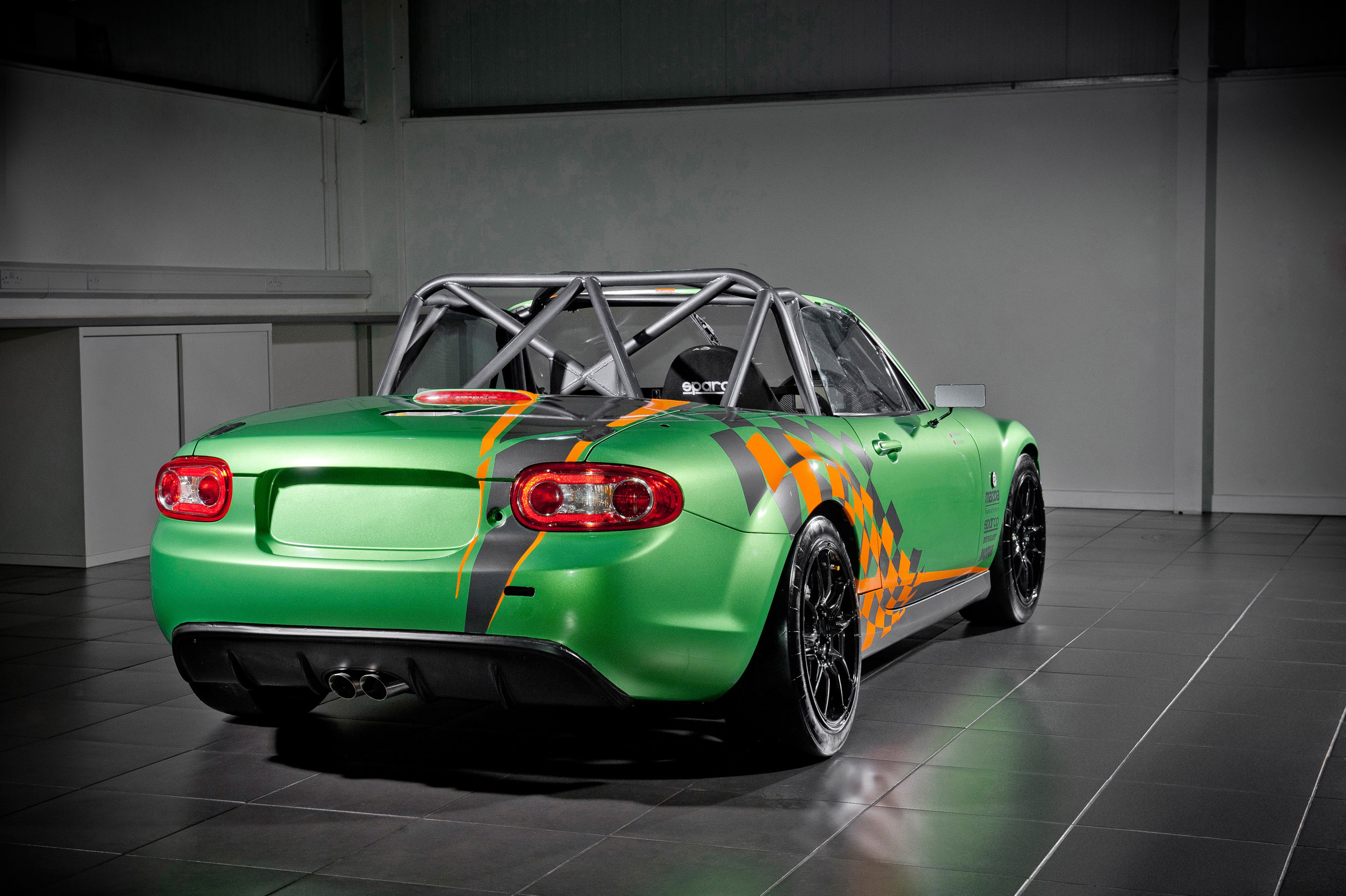 Mazda MX-5 GT Race Car