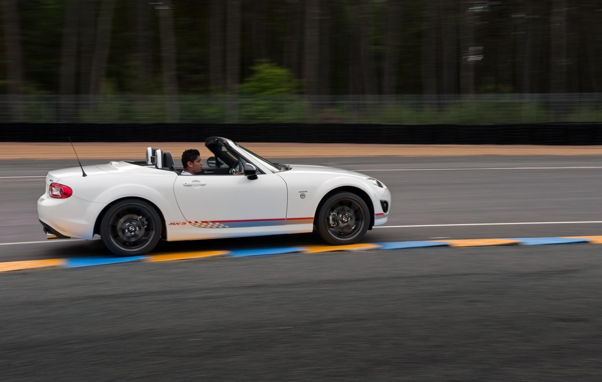 Mazda MX-5 Kuro Special Edition