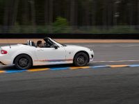 Mazda MX-5 Kuro Special Edition (2012) - picture 2 of 5