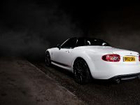 Mazda MX-5 Kuro Special Edition (2012) - picture 3 of 5