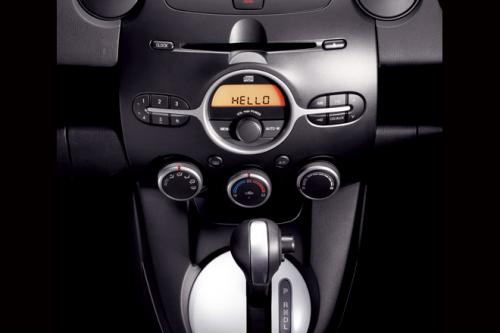 Mazda Refined Demio (2009) - picture 8 of 8