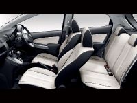 Mazda Refined Demio (2009) - picture 5 of 8