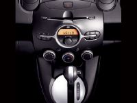 Mazda Refined Demio (2009) - picture 8 of 8