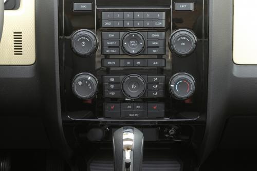Mazda Tribute (2008) - picture 1 of 8