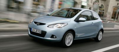 Mazda2 Three Door Diesel (2008) - picture 4 of 12