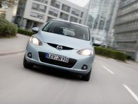 Mazda2 Three-Door and Diesel (2008) - picture 3 of 12