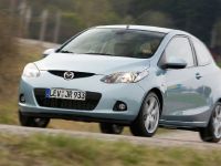 Mazda2 Three-Door and Diesel (2008) - picture 7 of 12