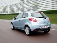 Mazda2 Three Door Diesel (2008) - picture 10 of 12