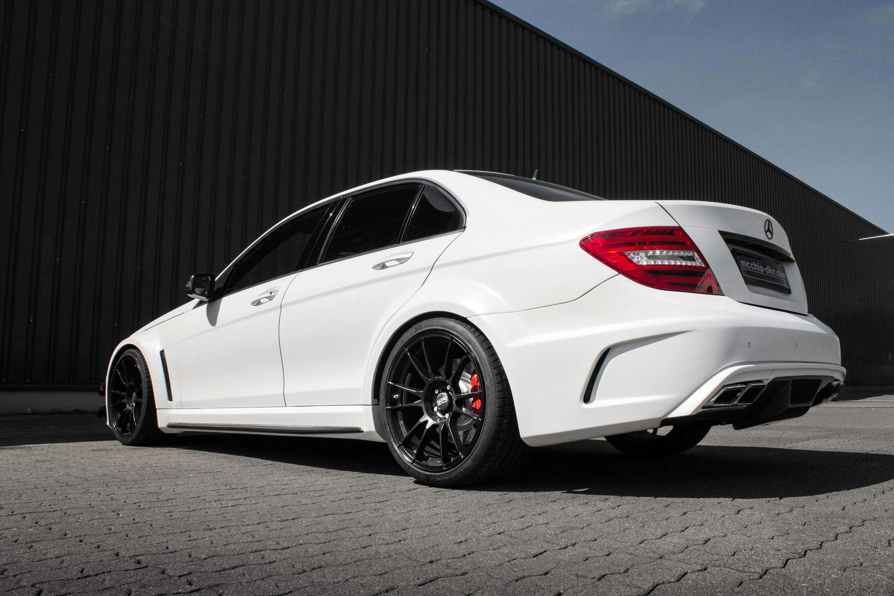 McChip-DKR mc8xx Mercedes-Benz C63 AMG