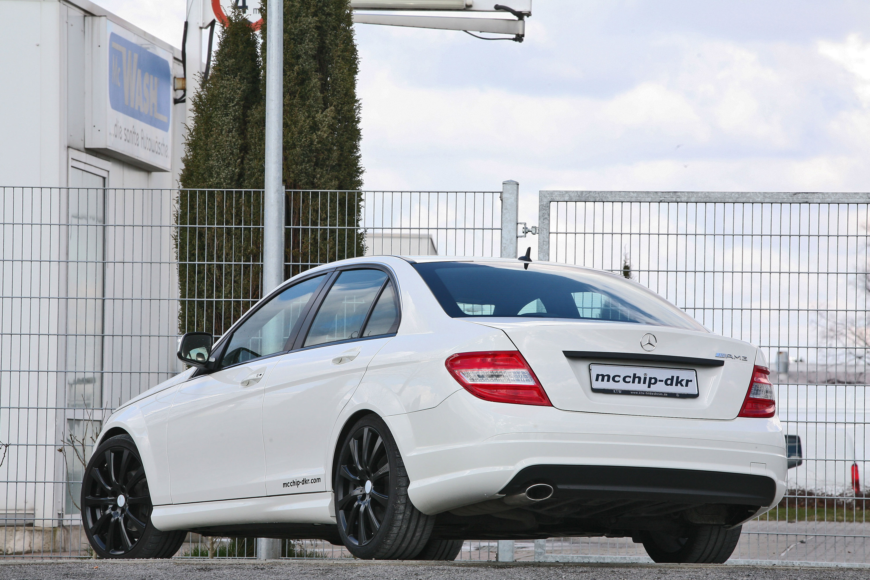 mcchip-dkr Mercedes-Benz C-Class White-Series