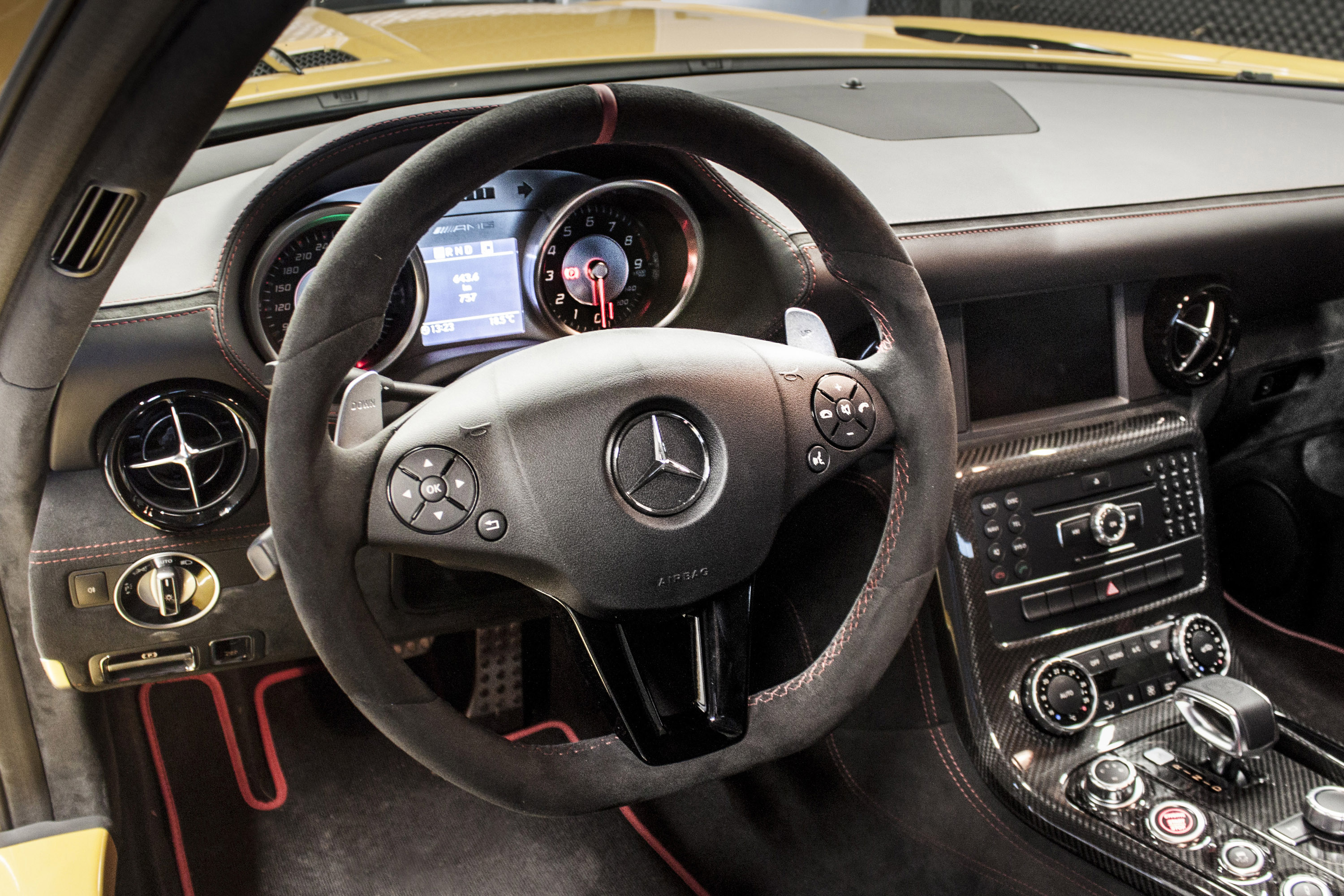 Mcchip-dkr Mercedes-Benz SLS AMG