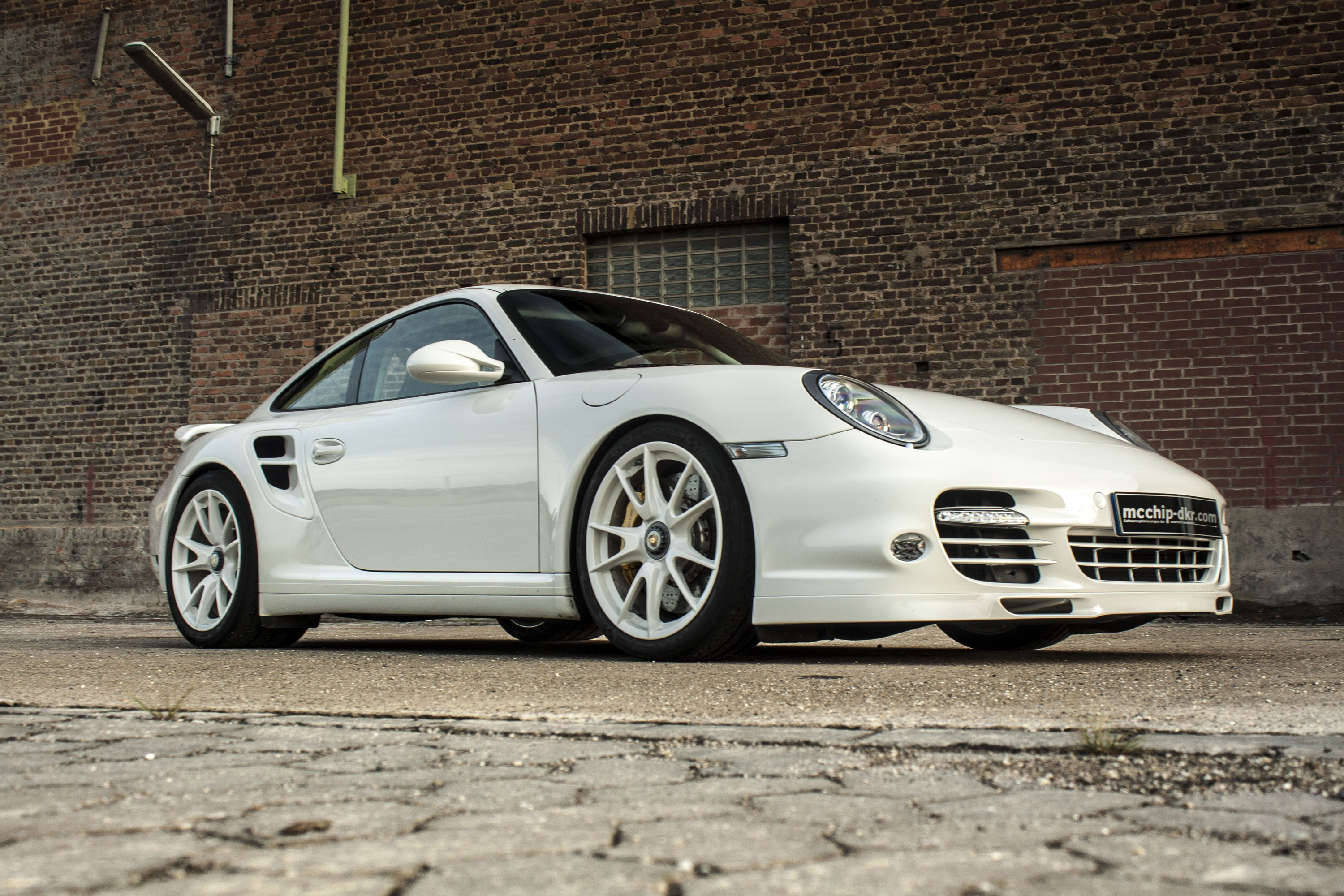 McChip-DKR Porsche 997 Turbo S