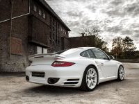 McChip-DKR Porsche 997 Turbo S (2013) - picture 6 of 15