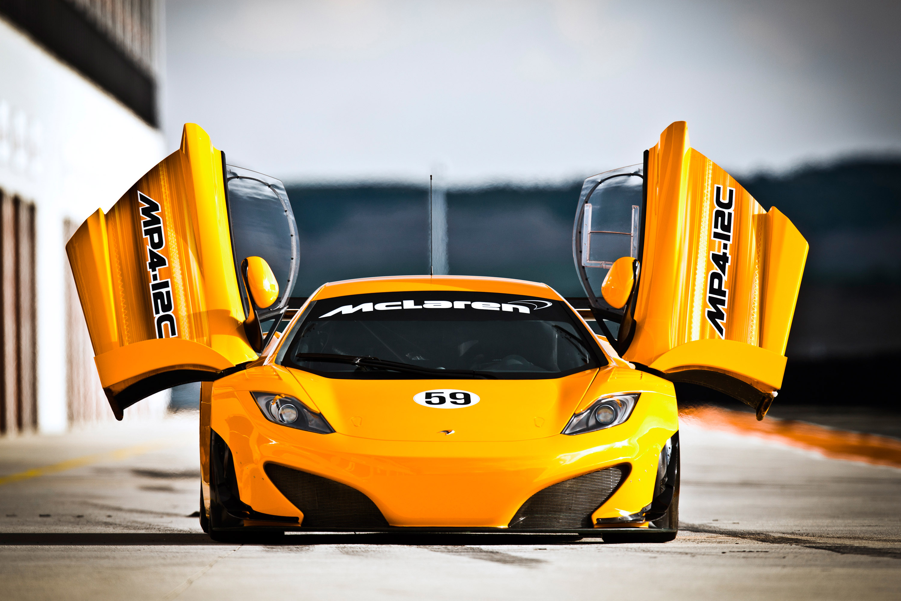 Ники про машинки. MCLAREN mp4-12c gt3. Макларен м4. Maclaren MP 4 12 gt3. Макларен (автогоночная команда).