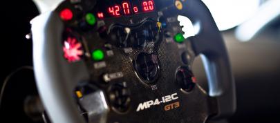 McLaren MP4-12C GT3 (2011) - picture 7 of 36