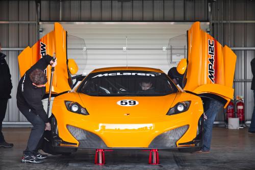 McLaren MP4-12C GT3 (2011) - picture 8 of 36