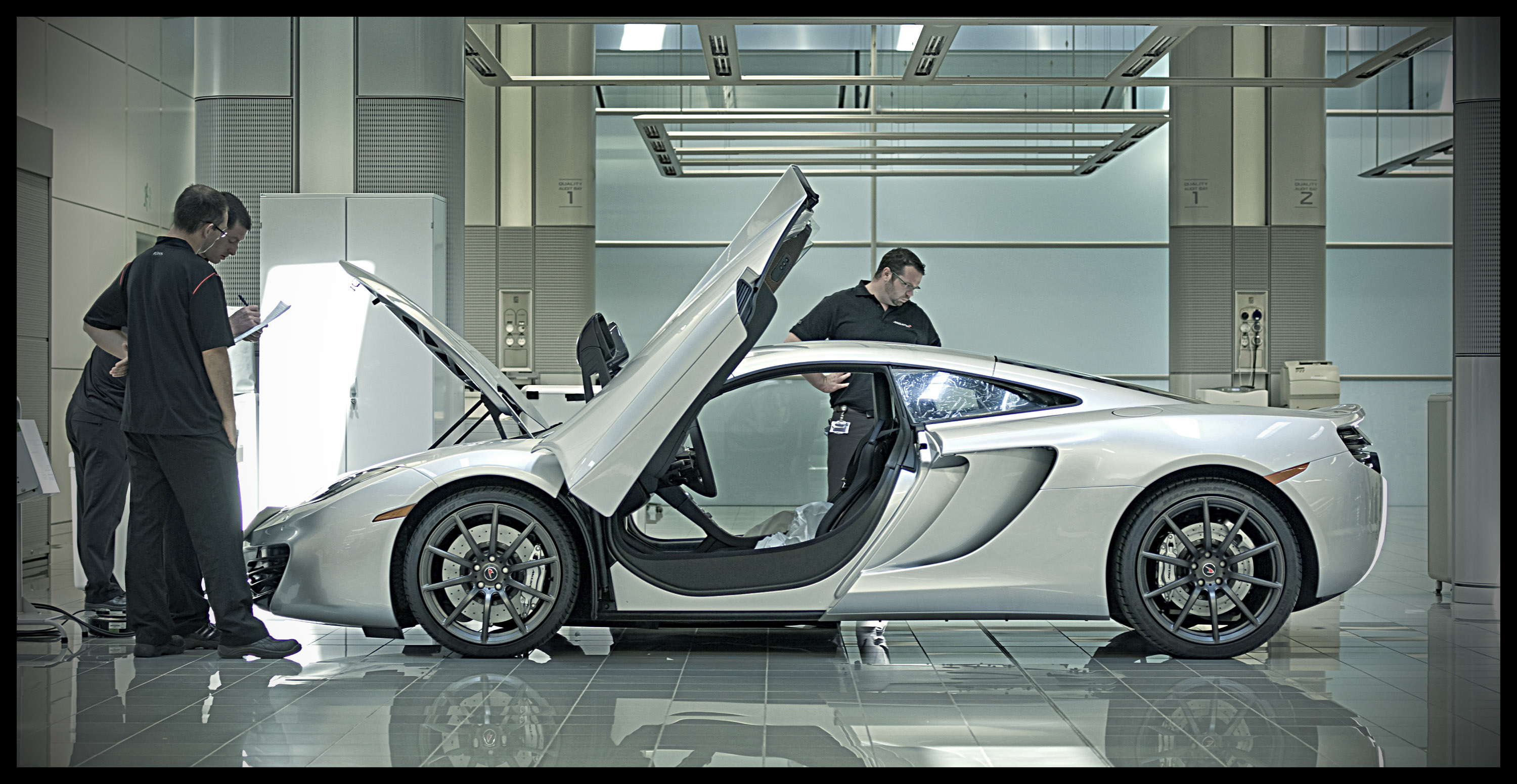 McLaren MP4-12C