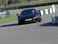 McLaren MP4-12C (2011) - picture 7 of 10