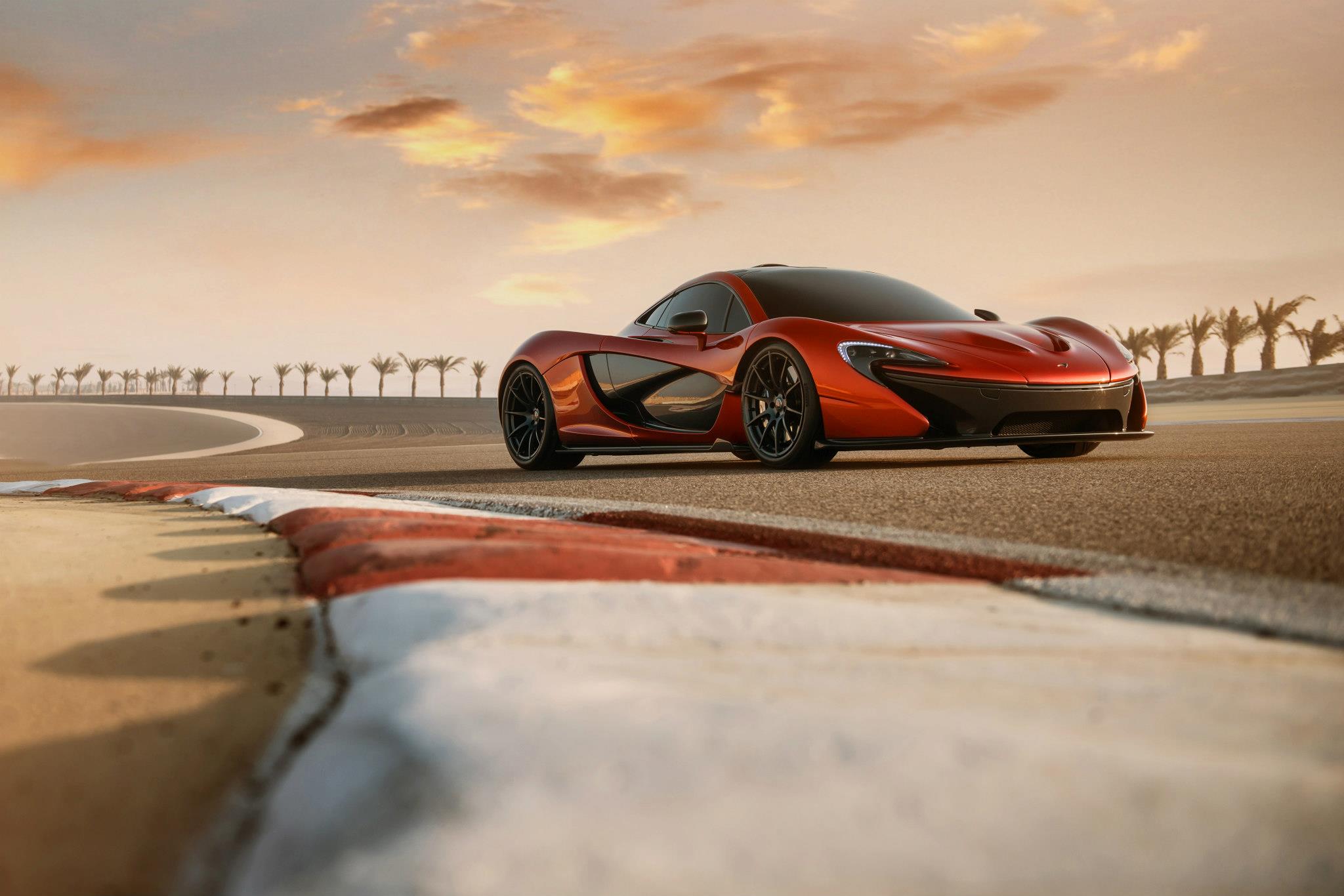 McLaren P1 in Bahrain