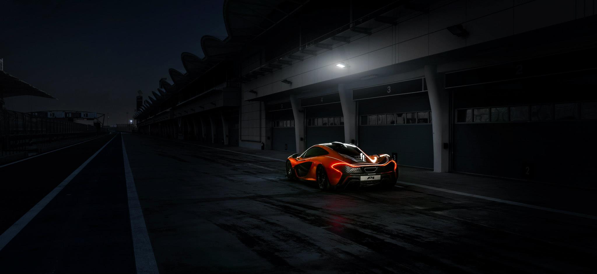 McLaren P1 in Bahrain