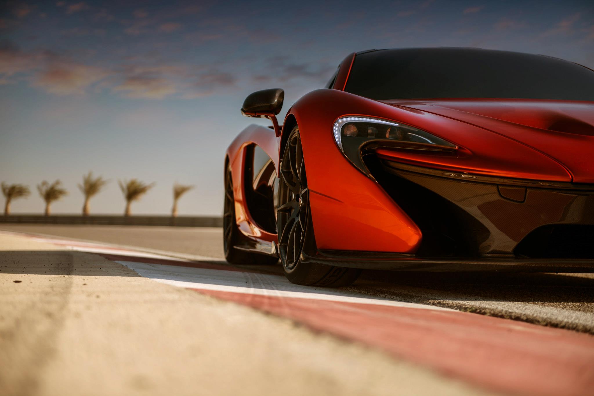 McLaren P1 in Bahrain