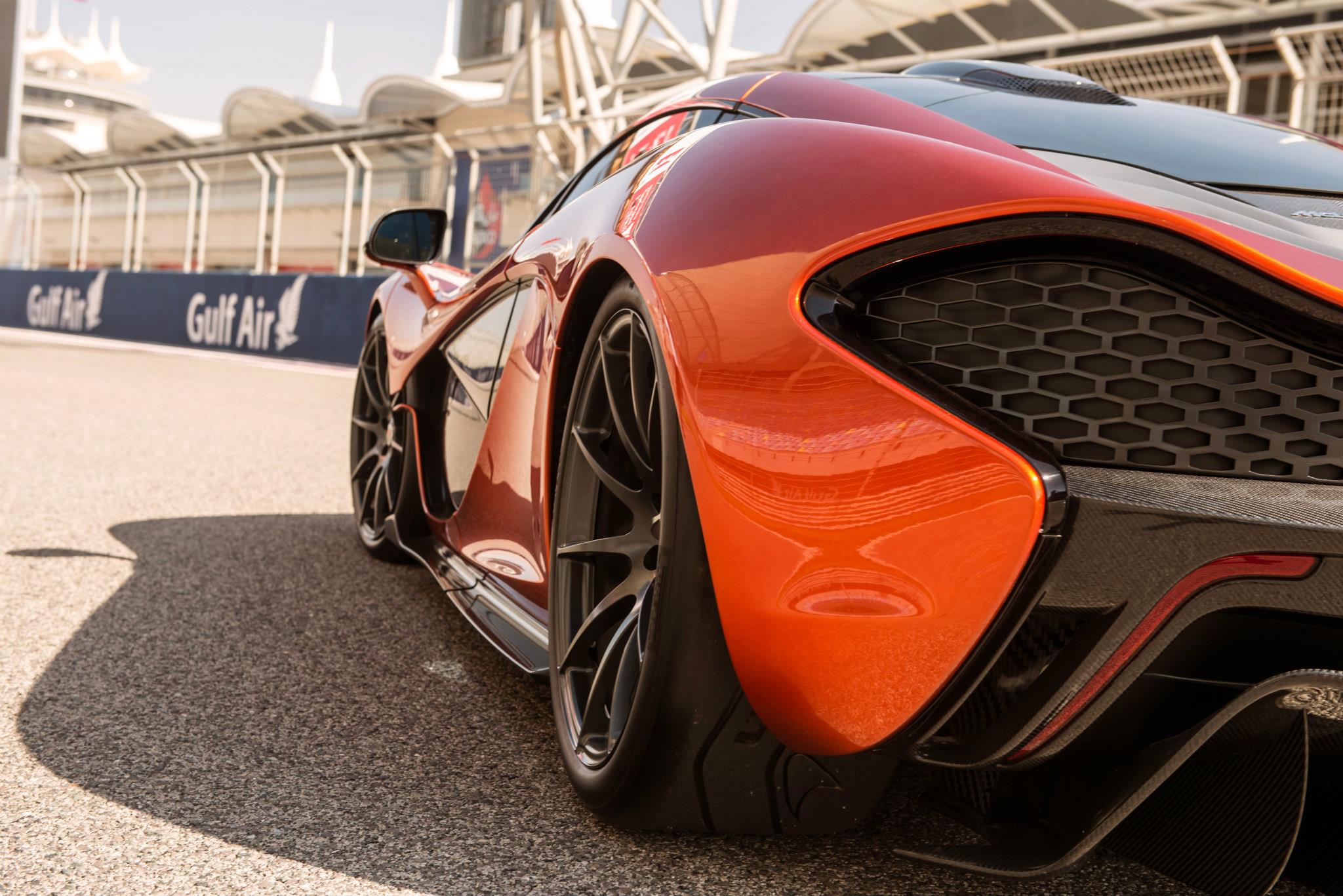 McLaren P1 in Bahrain