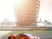 McLaren P1 in Bahrain (2013) - picture 2 of 10