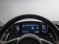 McLaren P1 Interior (2013) - picture 2 of 3