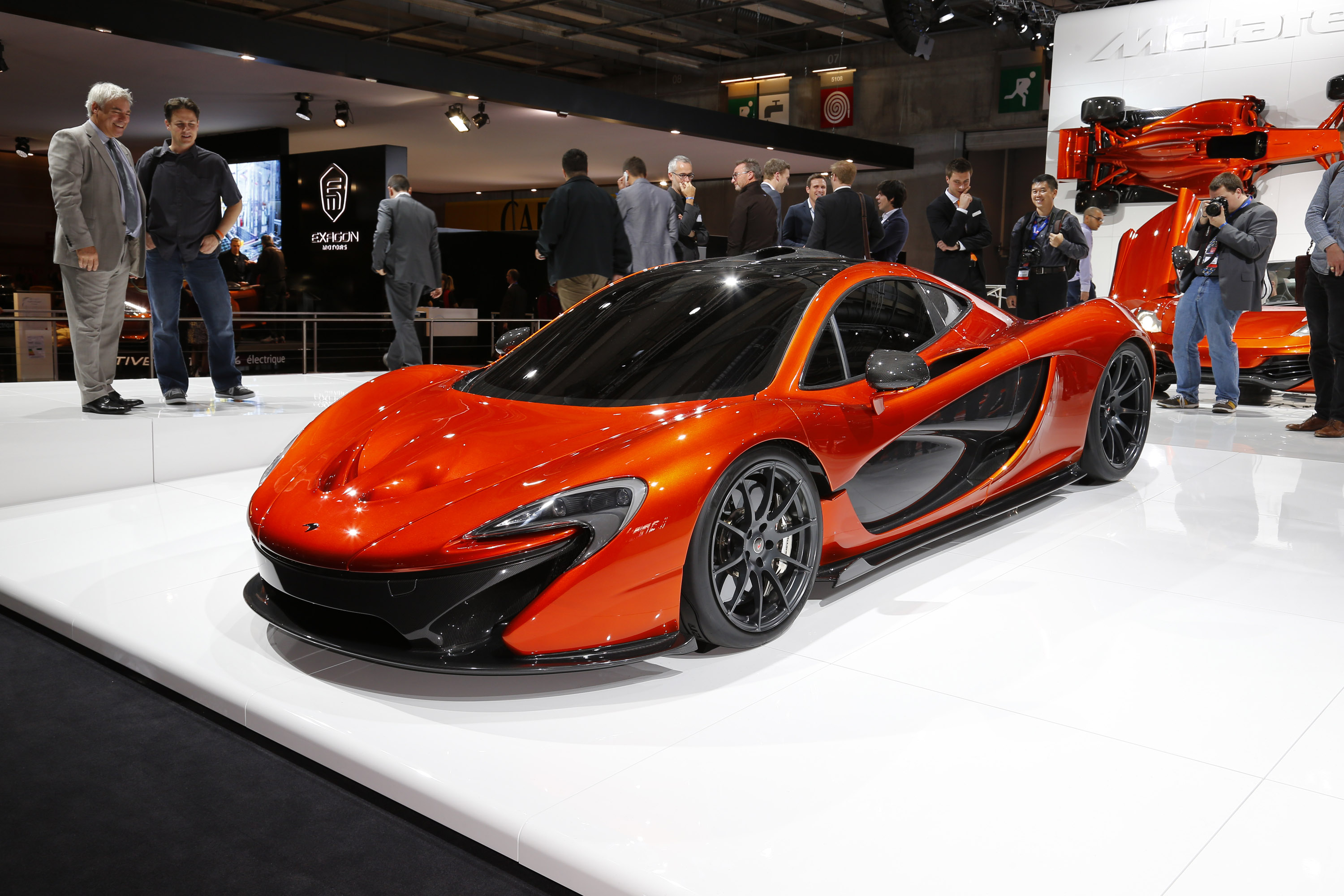 McLaren P1 Paris