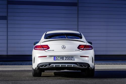 Mercedes-AMG C 43 4MATIC Coupé (2016) - picture 9 of 12