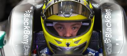 Mercedes-Benz AMG Petronas F1W04 Silver Arrow (2013) - picture 4 of 4