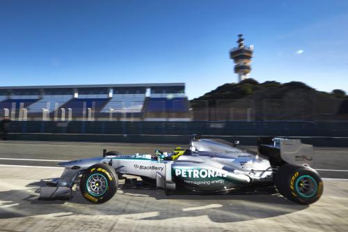 Mercedes-Benz AMG Petronas F1W04 Silver Arrow (2013) - picture 1 of 4