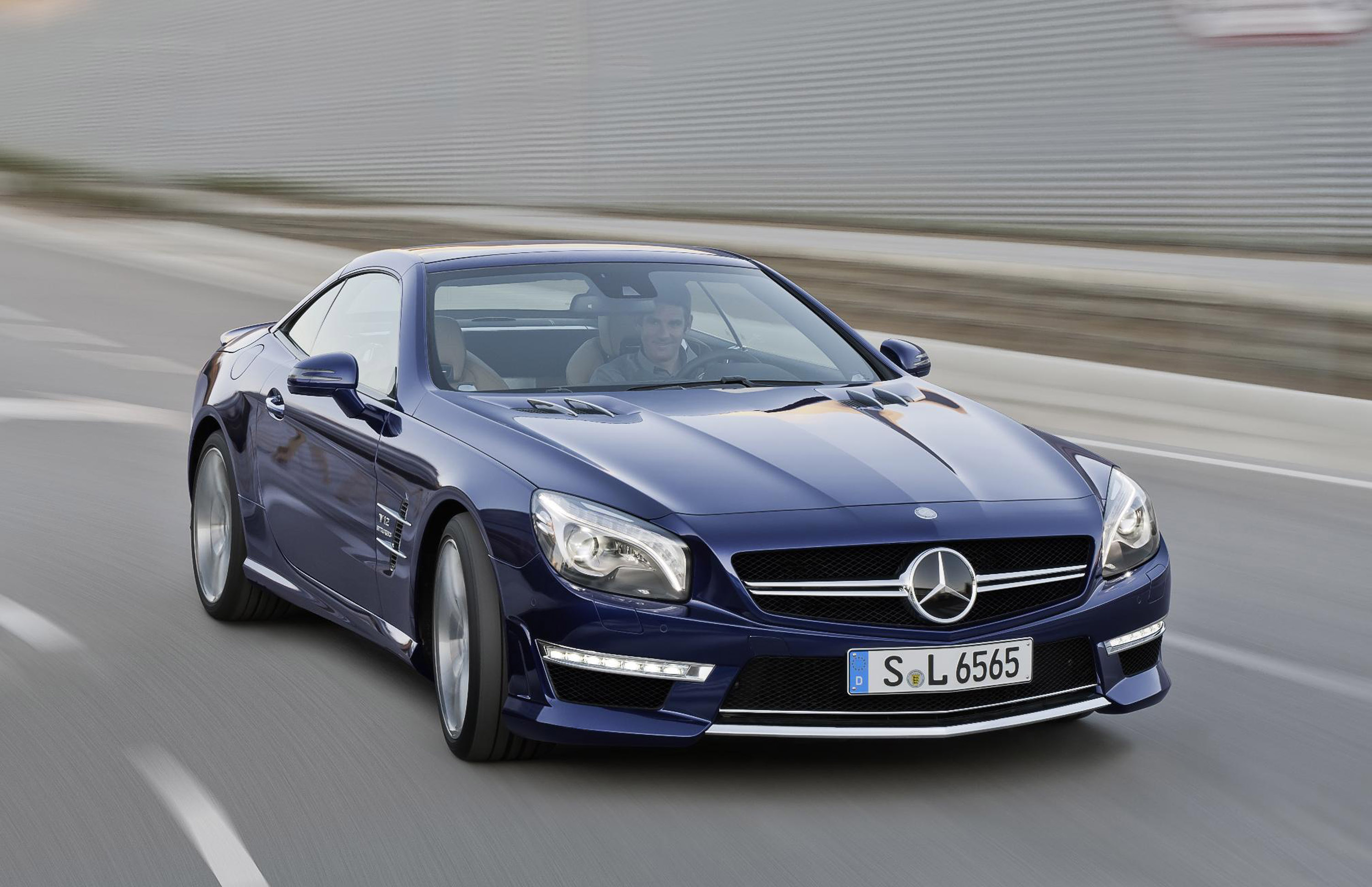 Mercedes Benz AMG SL 65