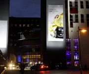 Mercedes-Benz and Fashion (2008) - picture 11 of 16