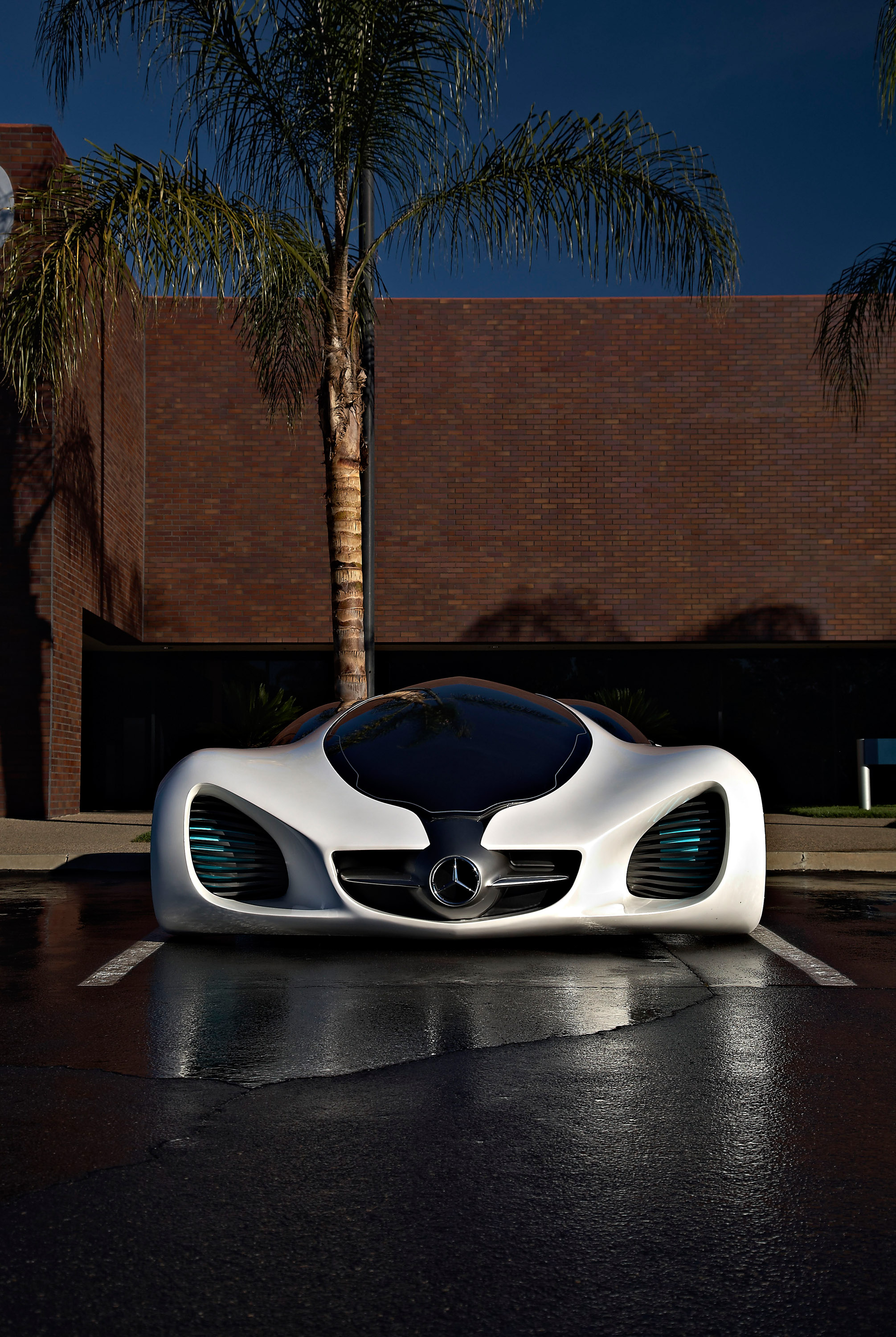 Mercedes-Benz BIOME