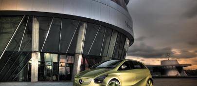 Mercedes-Benz BlueZERO Concept (2009) - picture 15 of 23