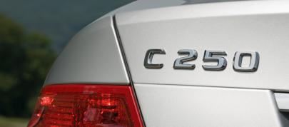 Mercedes-Benz C 250 CDI BlueEFFICIENCY (2009) - picture 7 of 13