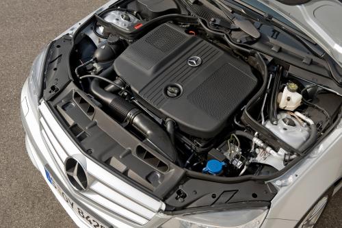 Mercedes-Benz C 250 CDI BlueEFFICIENCY (2009) - picture 1 of 13