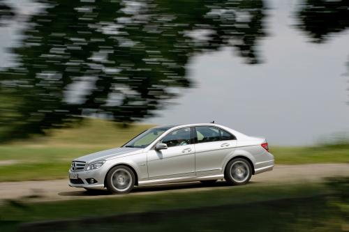 Mercedes-Benz C 250 CDI BlueEFFICIENCY (2009) - picture 8 of 13