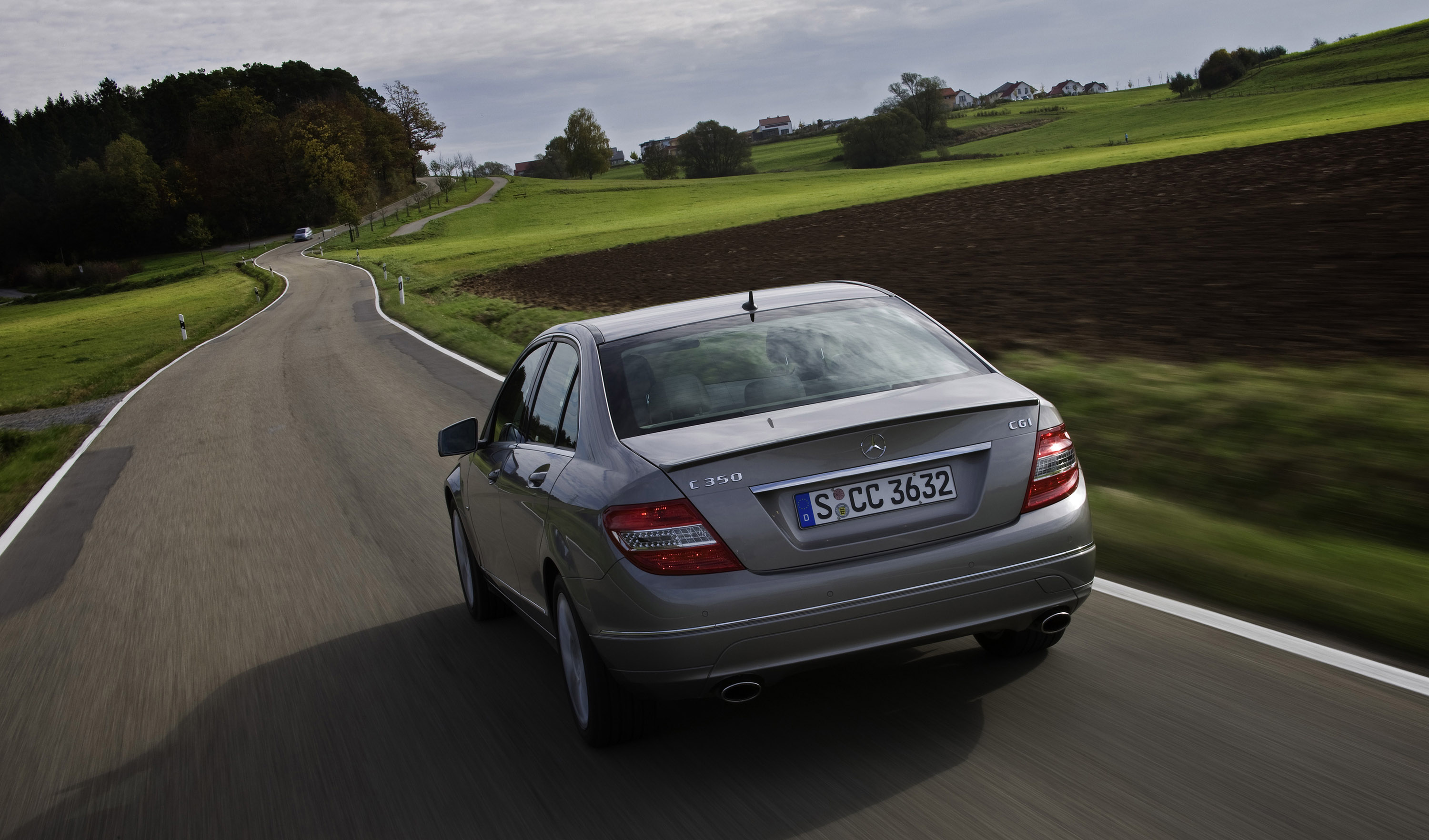 Mercedes-Benz C 350 CGI BlueEFFICIENCY