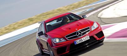 Mercedes-Benz C 63 AMG Coupe Black Series (2012) - picture 12 of 23