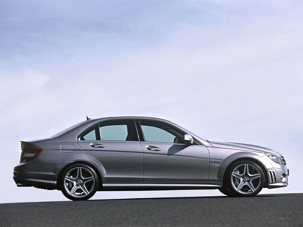 Mercedes-Benz C63 AMG