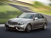 Mercedes-Benz C 63 AMG (2008) - picture 4 of 8