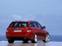 Mercedes-Benz C-Class Estate (2008) - picture 2 of 6