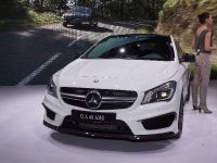 Mercedes-Benz CLA45 AMG New York (2013) - picture 2 of 8